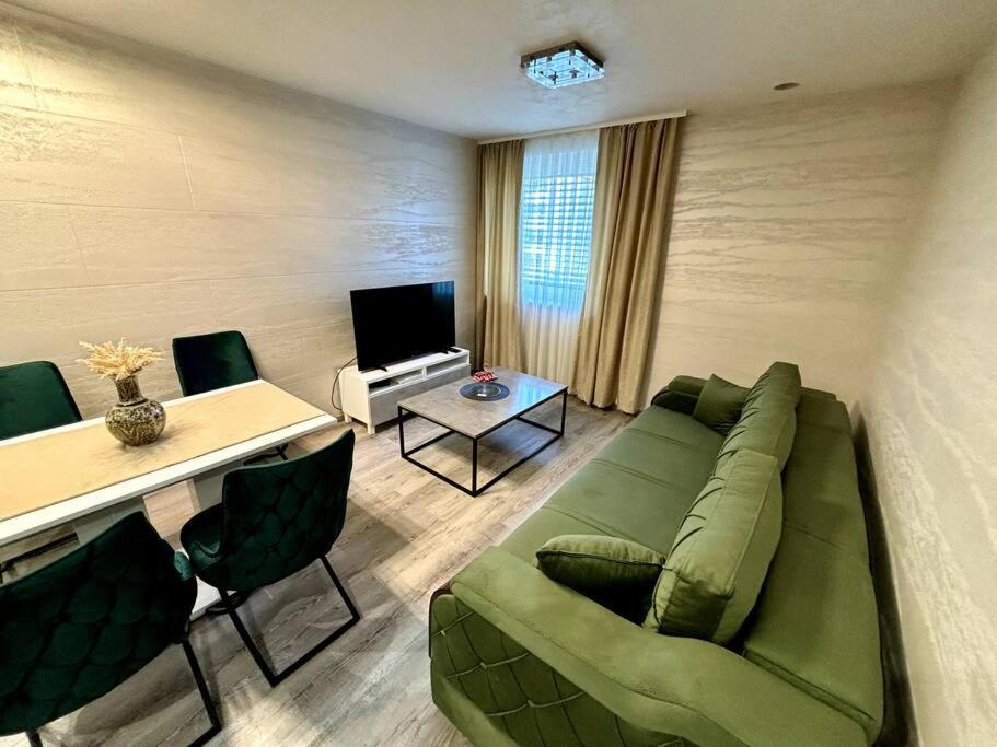 Apartma Moste 3-free Parking&pool, Ev Station