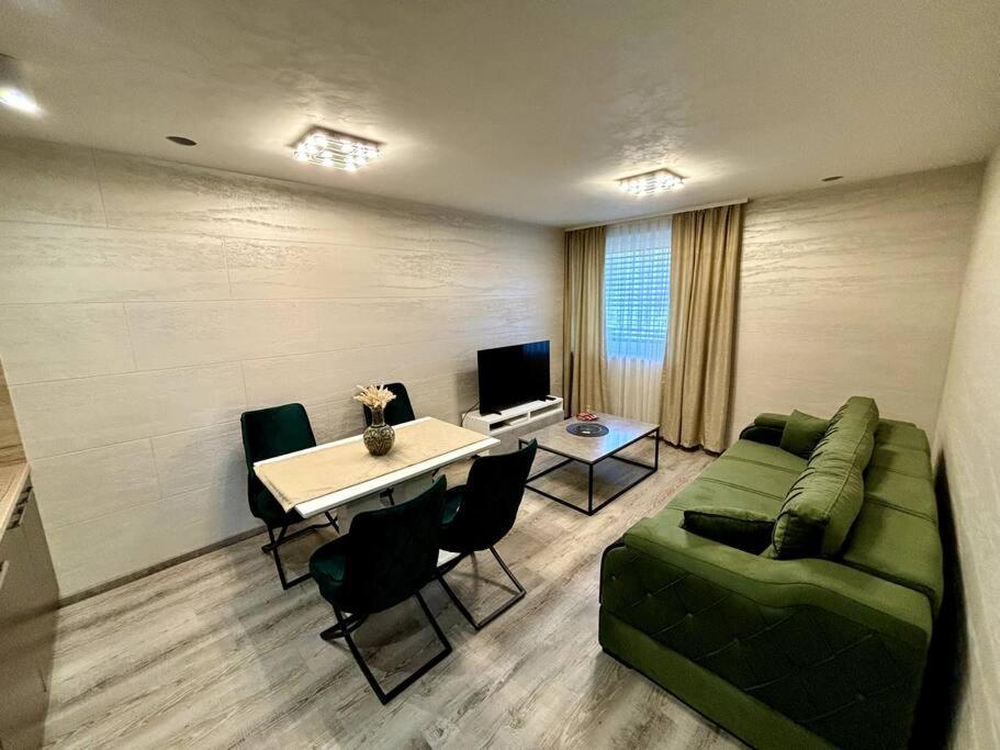 Moste 3-free Parking&pool, Ev Station Apartman Ljubljana