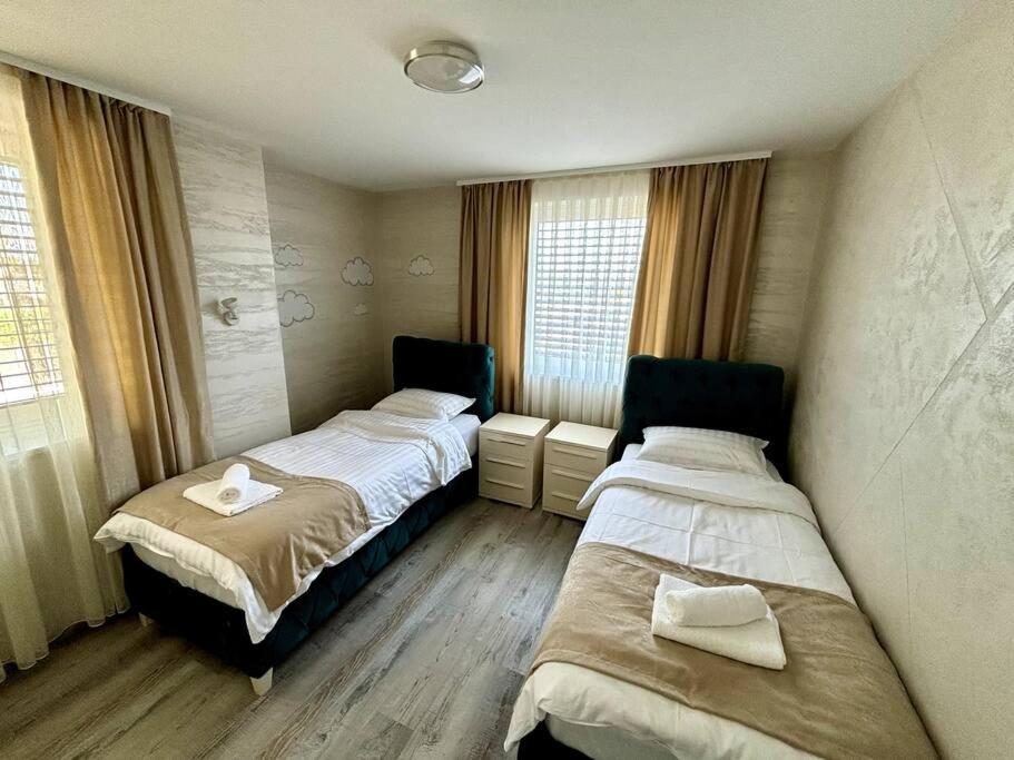 Moste 3-free Parking&pool, Ev Station Apartman